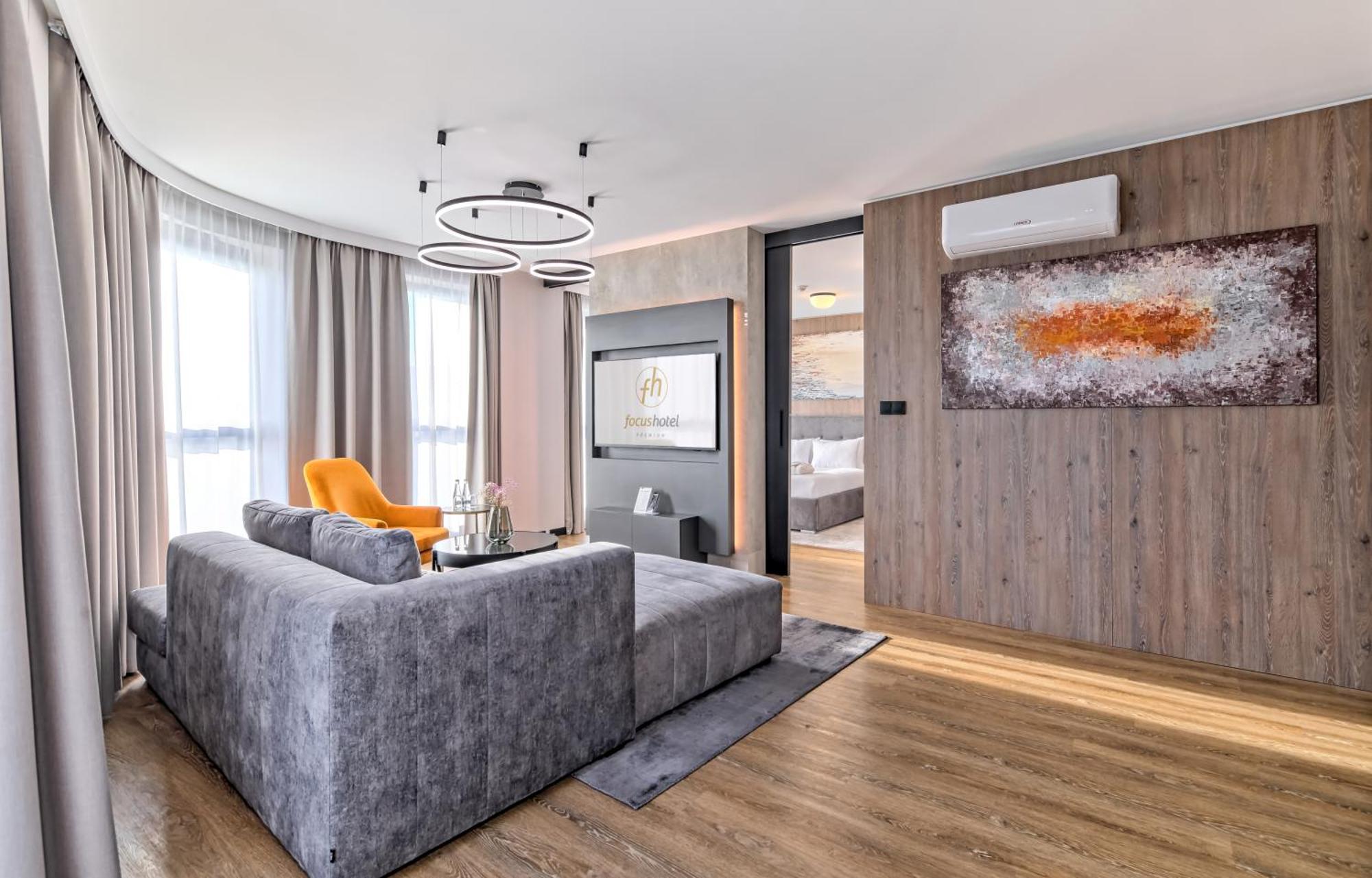Focus Premium 4* Varšava